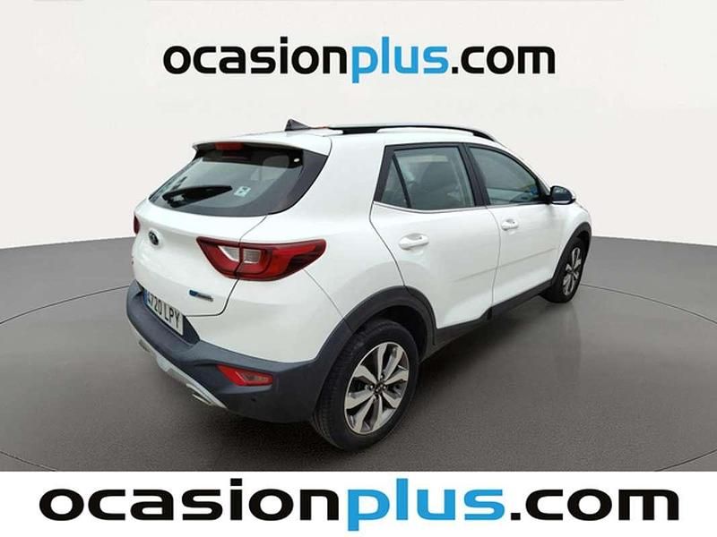 Usado Kia Stonic 101 CV (74 kW) 2021 Blanco SUV