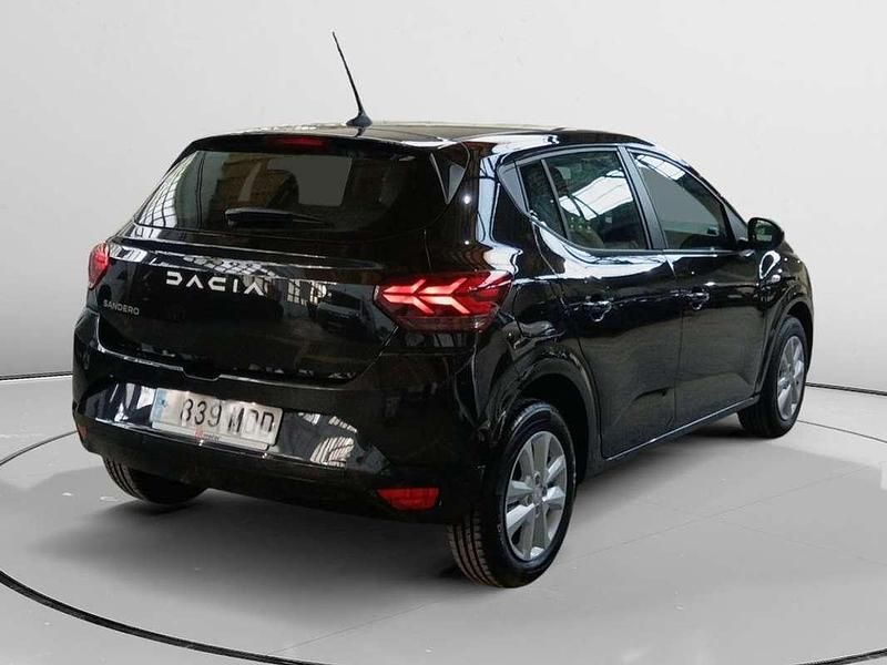 Usado Dacia Sandero Expression 101 CV (74 kW) 2022 Negro Utilitario