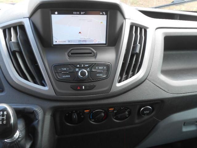 Usado Ford Transit Trend 130 CV (95 kW) 2019 Gris Van