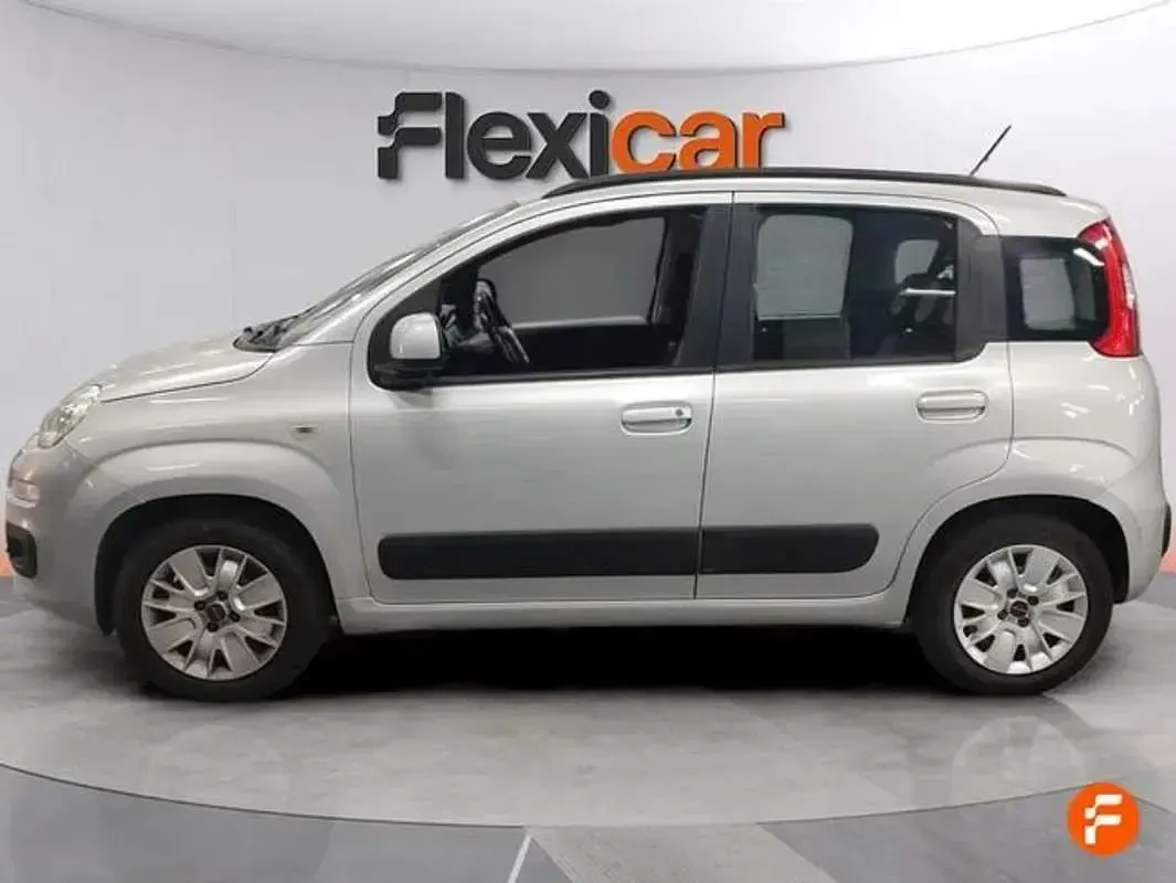 Usado Fiat Panda Easy 69 CV (50 kW) 2017 Gris Utilitario