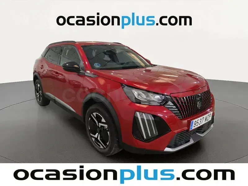 Usado Peugeot 2008 Allure 145 CV (106 kW) 2025 Rojo SUV