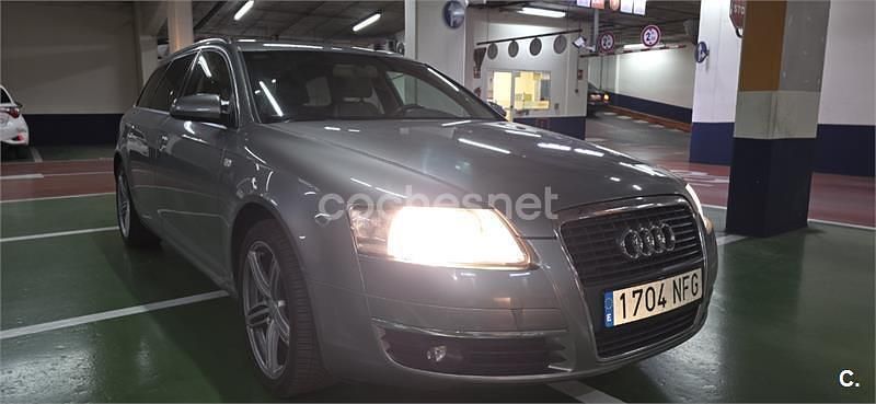 Usado Audi A6 170 CV (125 kW) 2006 Gris / plata Familiar