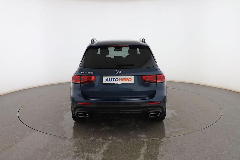 Usado Mercedes GLB200 AMG line 163 CV (119 kW) 2021 Azul SUV