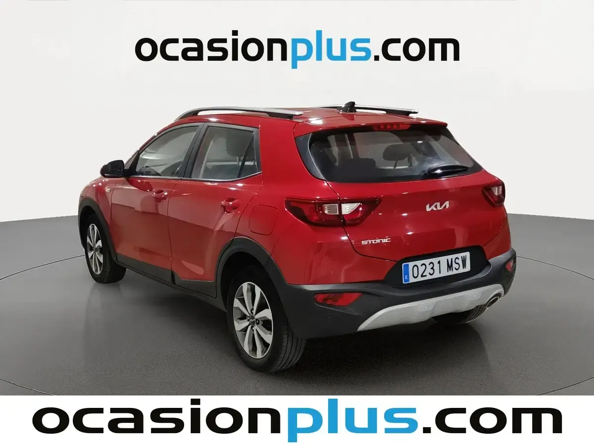 Usado Kia Stonic 101 CV (74 kW) 2024 Blanco SUV
