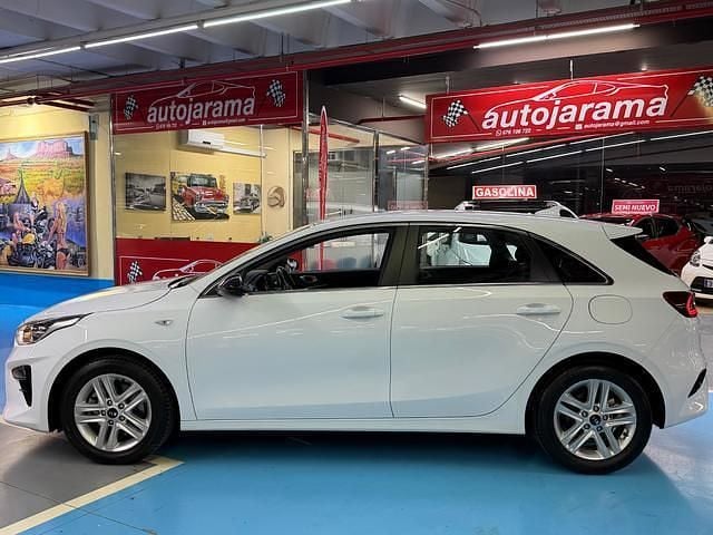 Usado Kia Ceed 120 CV (88 kW) 2020 Blanco Utilitario
