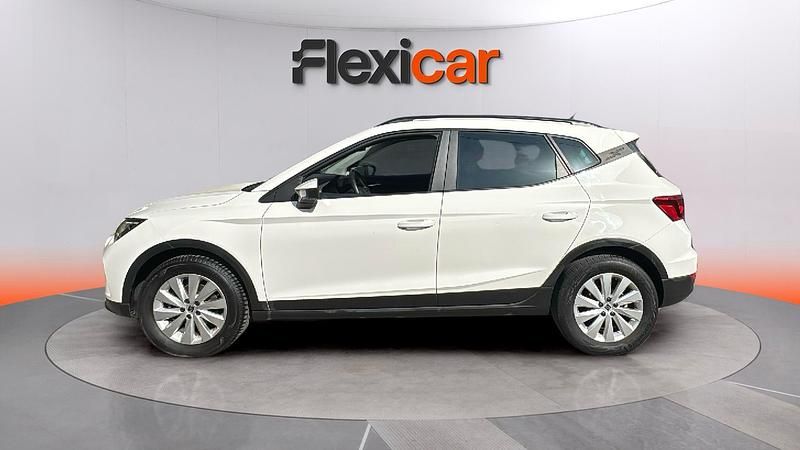 Usado Seat Arona Style 110 CV (80 kW) 2022 Blanco SUV