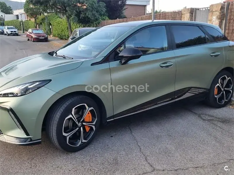 Usado MG MG4 EV 319 kW (435 CV) 2023 Eléctrico Utilitario
