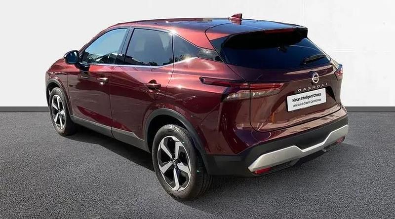 Usado Nissan Qashqai 140 CV (102 kW) 2022 Rojo SUV