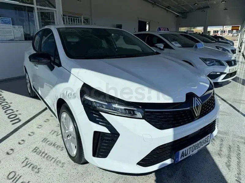 Usado Renault Clio V Evolution 90 CV (66 kW) 2025 Blanco Berlina