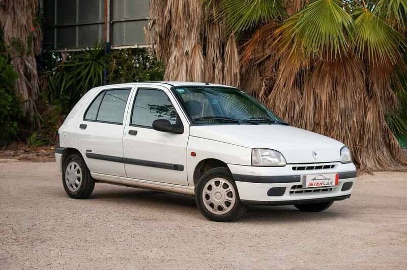 Blanco Usado 1997 Renault Clio Campus Utilitario | 1400 € - Imagen 1/4
