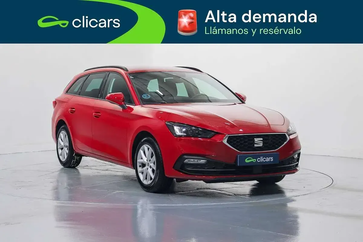 Käytetty Seat Leon ST Style 150 HP (110 kW) 2021 Punainen Farmari