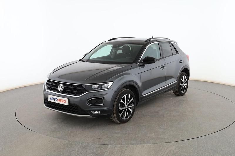 Usado VW T-Roc Advance 115 CV (84 kW) 2018 Gris SUV