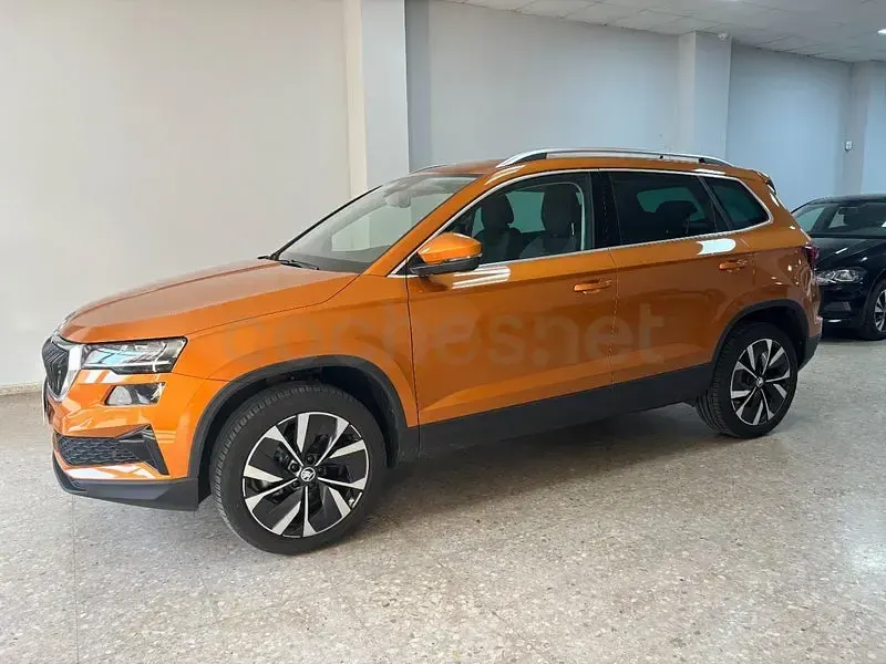 Usado Skoda Karoq Style 150 CV (110 kW) 2022 Naranja SUV