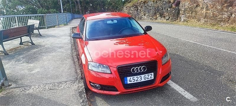 Rojo Usado 2010 Audi A3 Sportback Ambition Berlina | 8800 € (Precio justo) - Imagen 1/4