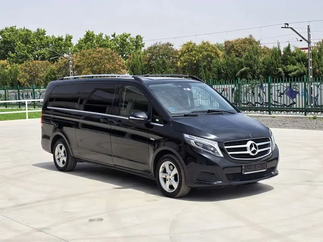 Usado Mercedes V250 Avantgarde 190 CV (139 kW) 2015 Negro Monovolumen