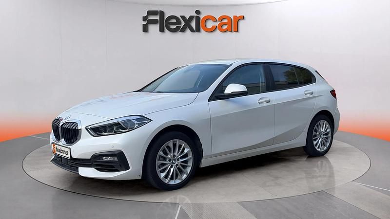 Używany BMW 118 140 KM (102 kW) 2020 Biały Hatchback