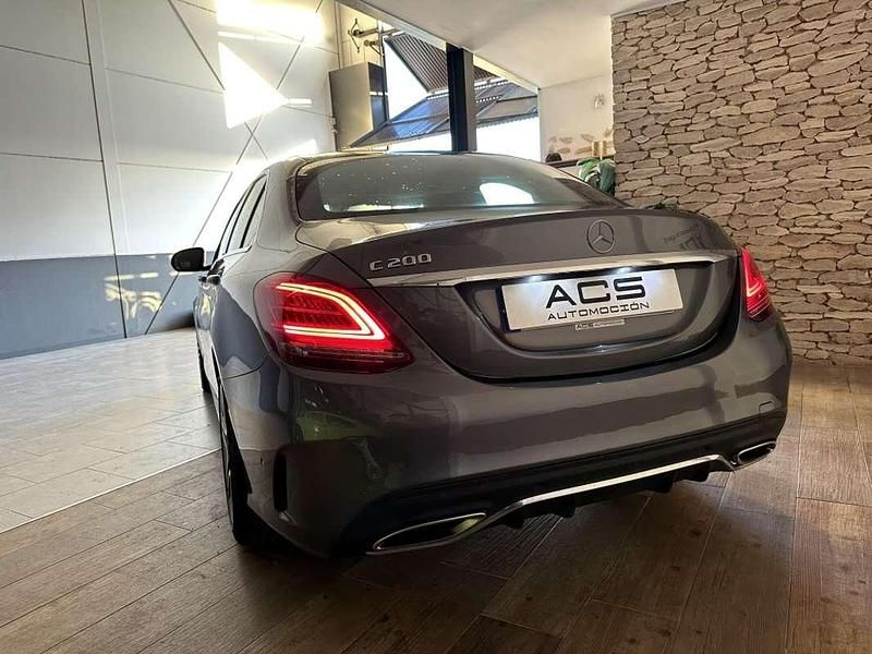 Usado Mercedes C200 160 CV (117 kW) 2019 Gris / plata Berlina