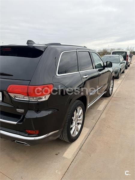 Usado Jeep Grand Cherokee Summit 250 CV (183 kW) 2015 Negro SUV