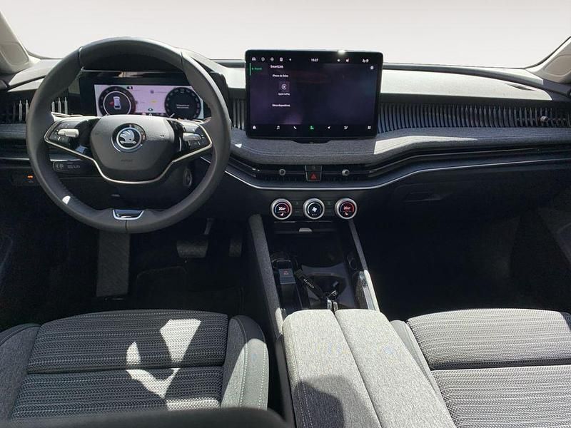 Usado Skoda Superb Selection 150 CV (110 kW) 2024 Familiar