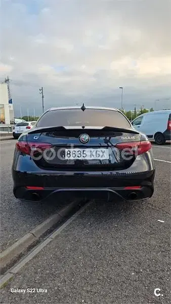 Usado Alfa Romeo Giulia Veloce 280 CV (205 kW) 2018 Negro Berlina