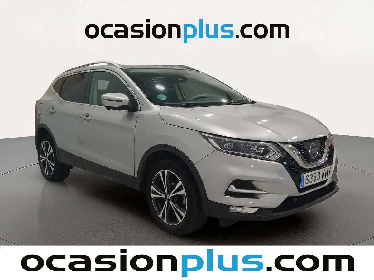 Usado Nissan Qashqai N-Connecta 116 CV (85 kW) 2018 Gris plata SUV