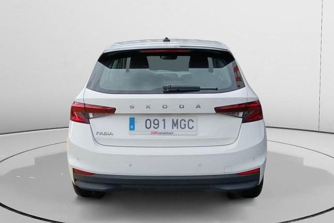 Usado Skoda Fabia Ambition 95 CV (69 kW) 2023 Utilitario