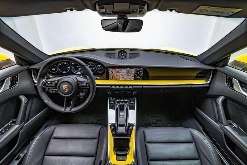 Usado Porsche 911 Carrera S 420 CV (308 kW) 2019 Amarillo Coupe