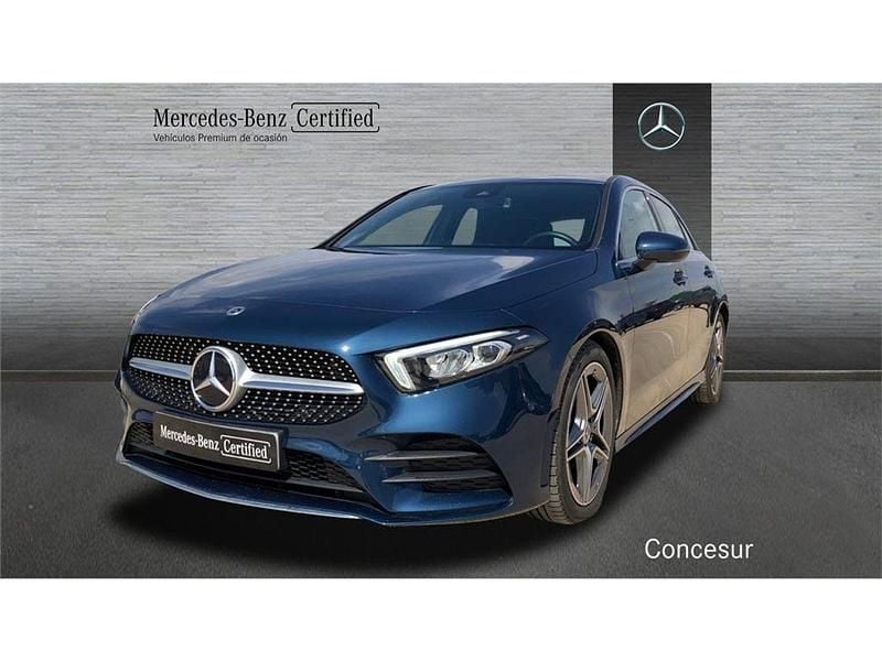 Azul Usado 2022 Mercedes A180 Berlina | 26.900 € (Precio justo) - Imagen 1/4