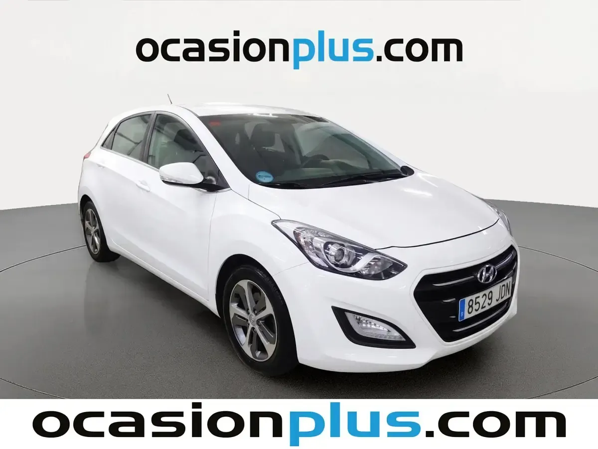 Usado Hyundai i30 GO! 101 CV (74 kW) 2015 Blanco Utilitario