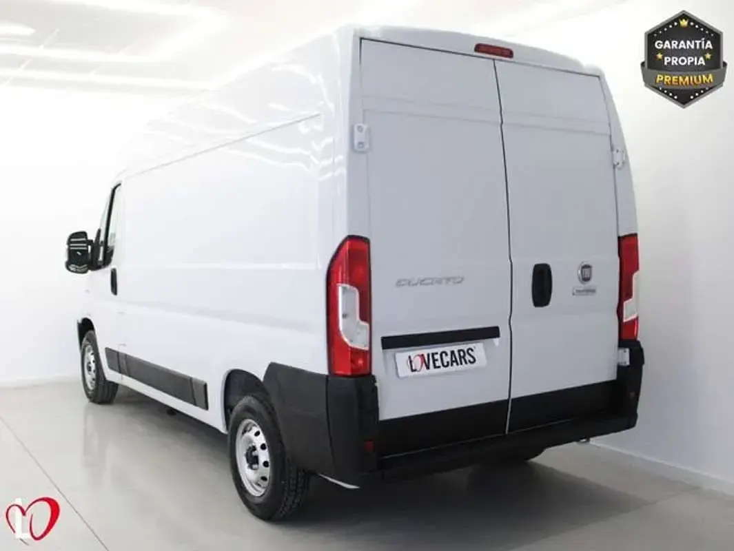 Usado Fiat Ducato 140 CV (102 kW) 2021 Blanco Van