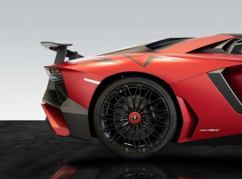 Rojo Usado 2017 Lamborghini Aventador Descapotable | 498.500 € - Imagen 1/4