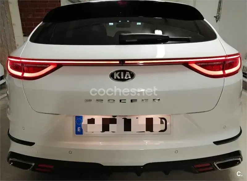 Käytetty Kia ProCeed GT 204 HP (150 kW) 2019 Valkoinen Farmari