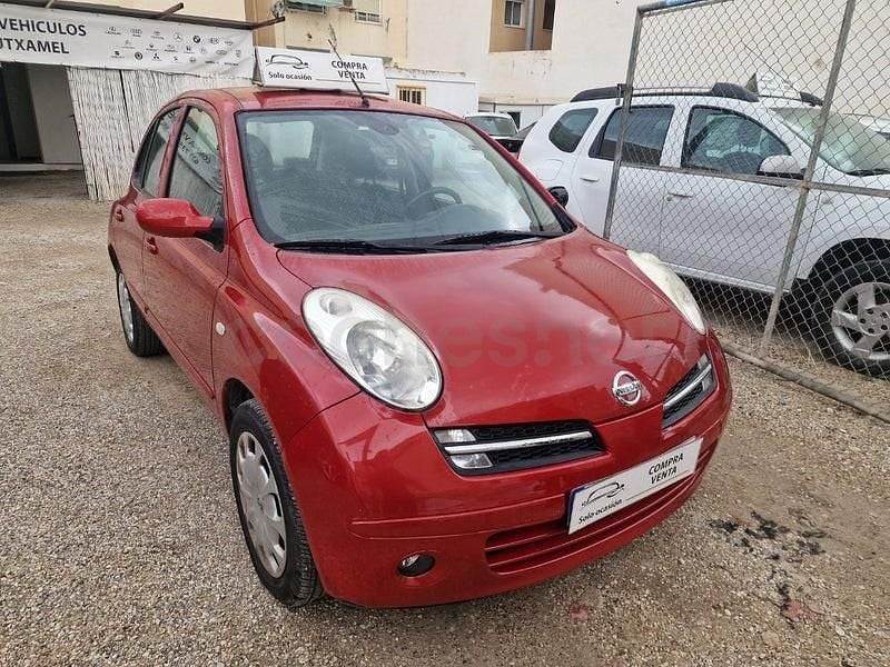 Usado Nissan Micra Acenta 86 CV (63 kW) 2006 Rojo Berlina