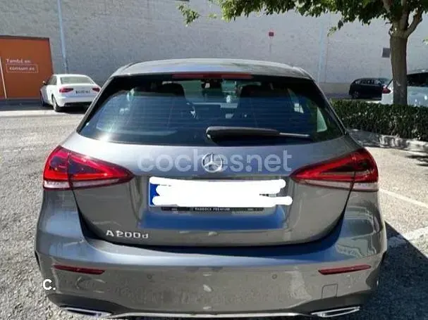 Usado Mercedes A200 136 CV (100 kW) 2019 Gris / plata Berlina
