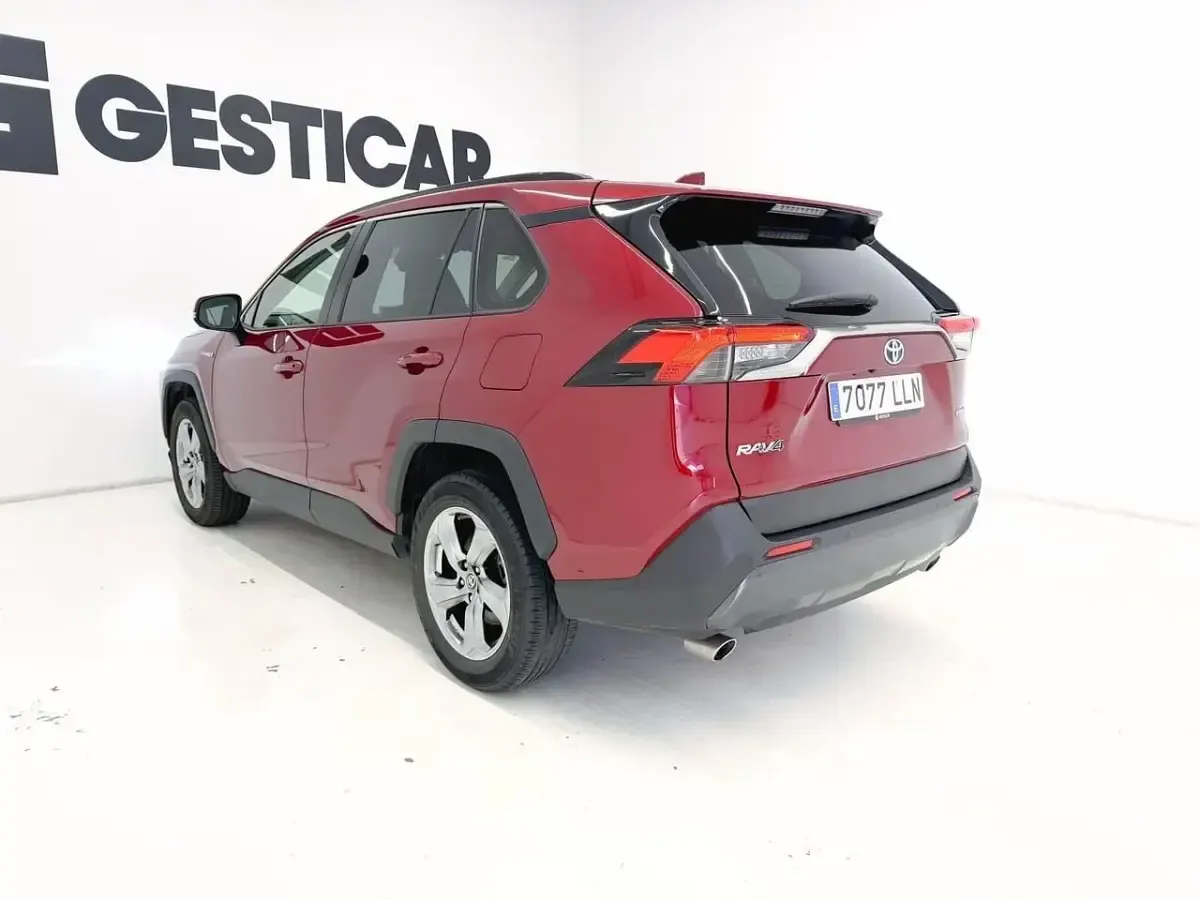 Usado Toyota RAV4 Hybrid Advance 218 CV (160 kW) 2020 Granate SUV