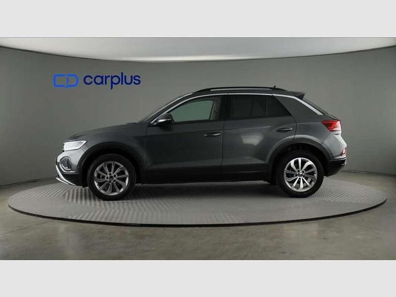 Usado VW T-Roc Life 110 CV (80 kW) 2022 Gris SUV