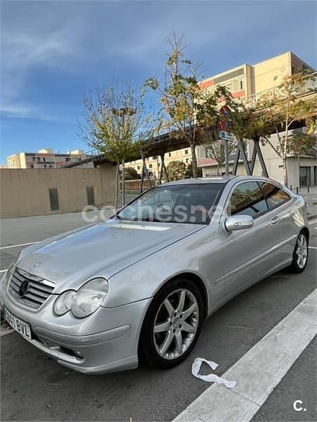 Gris / plata Usado 2002 Mercedes C220 Berlina | 2600 € (Buen precio) - Imagen 1/4