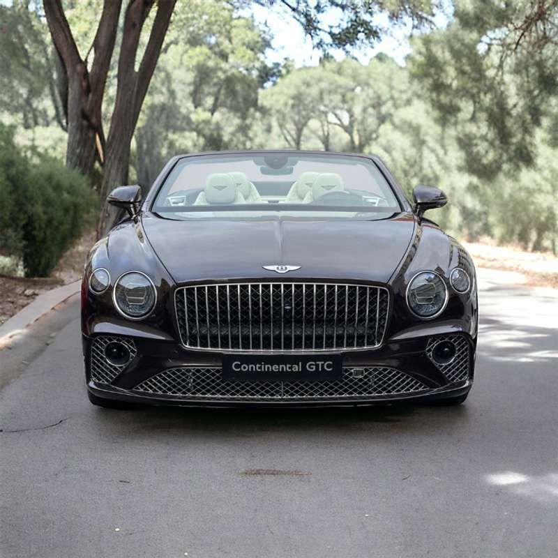 Marrón Nuevo 2024 Bentley Continental Berlina | 326.000 € - Imagen 1/2