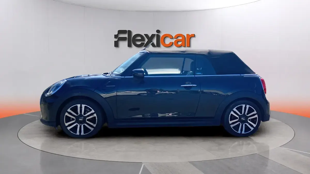 Usado Mini Cooper Cabriolet 136 CV (100 kW) 2023 Negro Descapotable