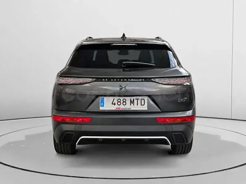 Usado DS Automobiles DS7 Crossback Performance 130 CV (95 kW) 2024 Gris / plata SUV