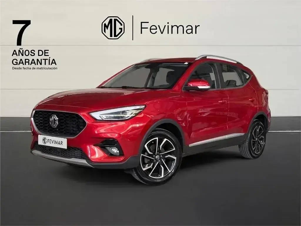 Usado MG ZS Luxury 111 CV (81 kW) 2025 Rojo SUV