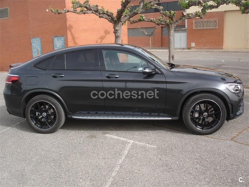 Usado Mercedes GLC220 194 HP (142 kW) 2022 Preto Coupé