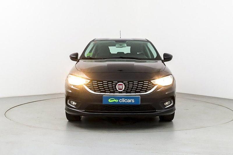 Usado Fiat Tipo Lounge 95 CV (69 kW) 2017 Negro Berlina
