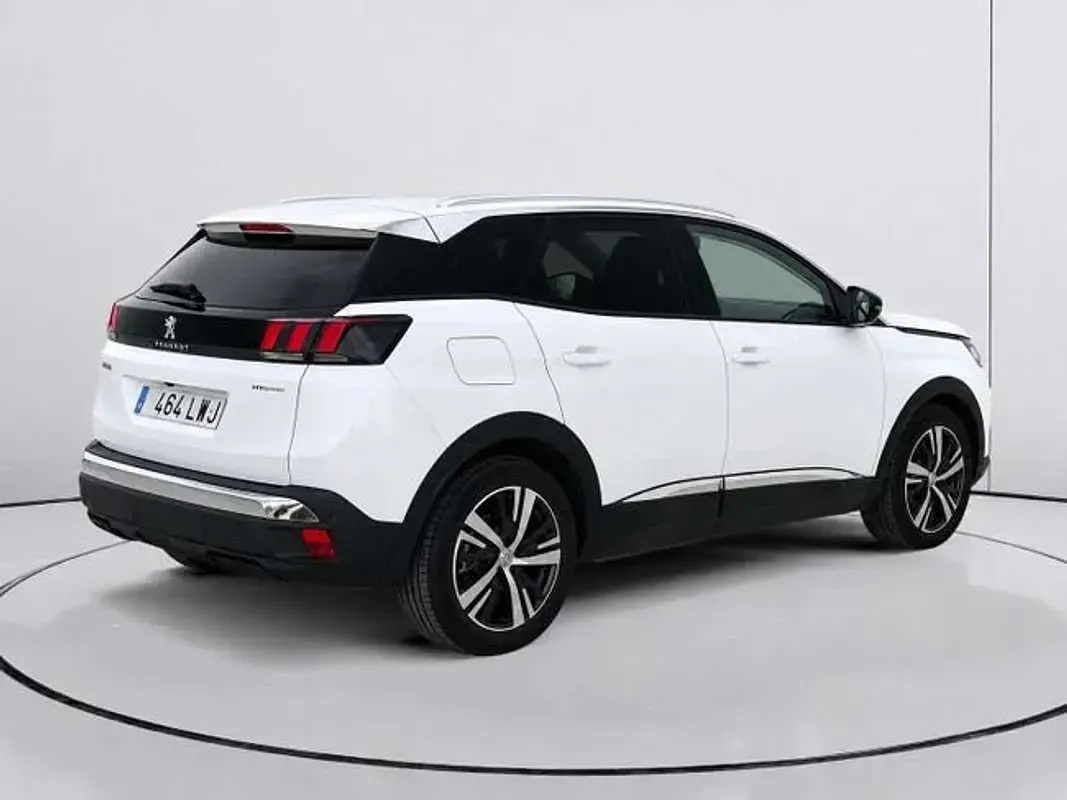 Usado Peugeot 3008 Allure 300 CV (220 kW) 2022 Blanco SUV