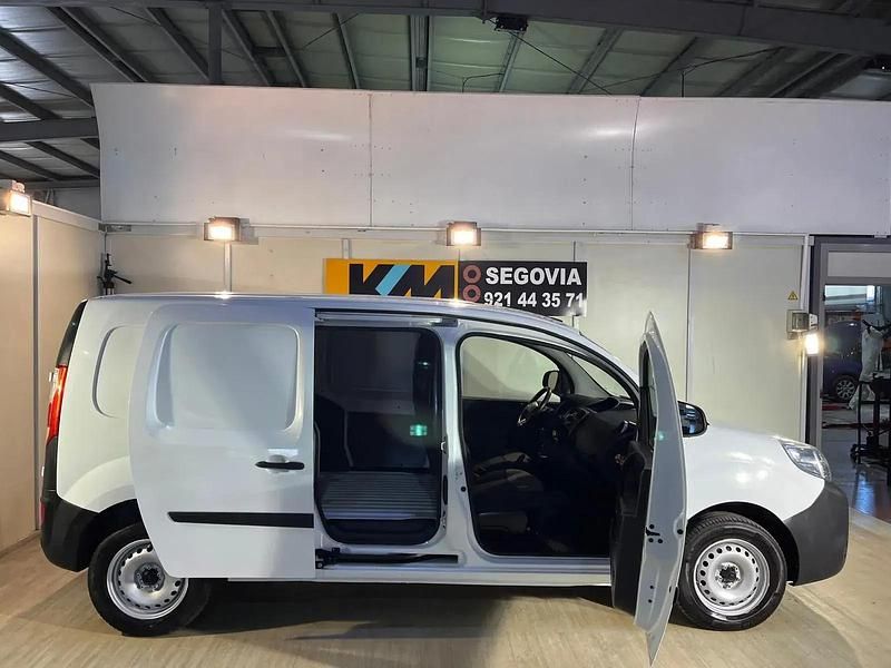 Begagnad Renault Kangoo 90 HK (66 kW) 2017 Vit Minibuss