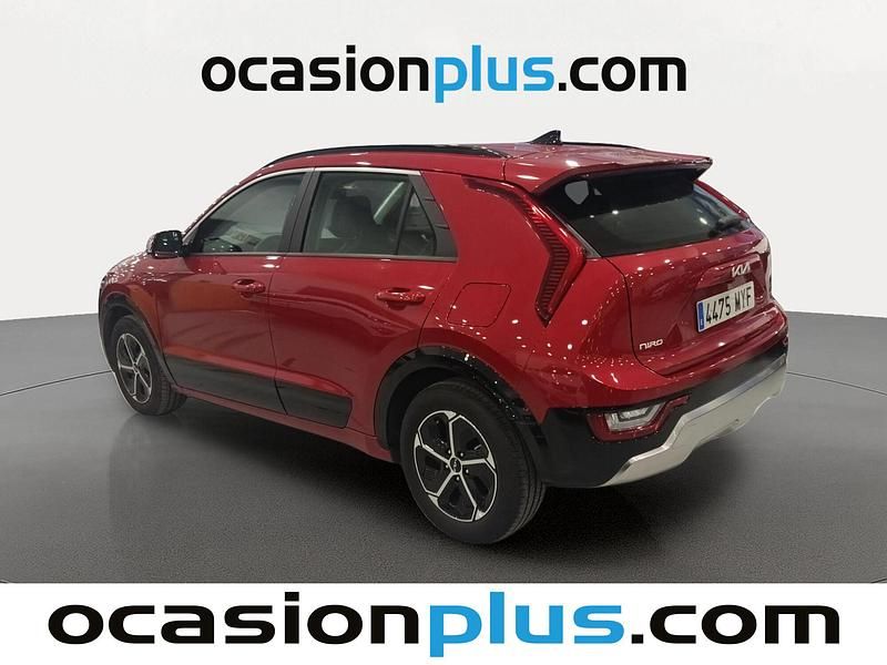 Usado Kia Niro 129 CV (94 kW) 2025 Rojo SUV