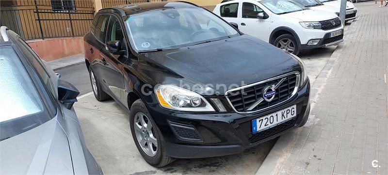 Usado Volvo XC60 Drive Kinetic 163 CV (119 kW) 2011 Negro SUV