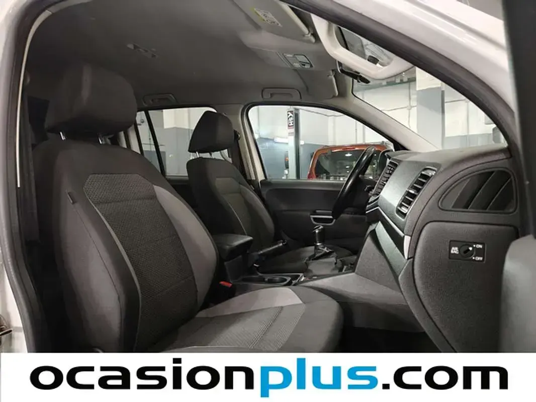 Usado VW Amarok Trendline 163 CV (119 kW) 2019 Blanco Pickup/Camioneta