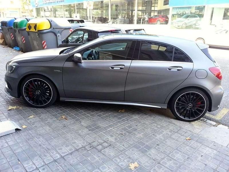 Usado Mercedes A45 AMG AMG 360 CV (264 kW) 2014 Gris Utilitario