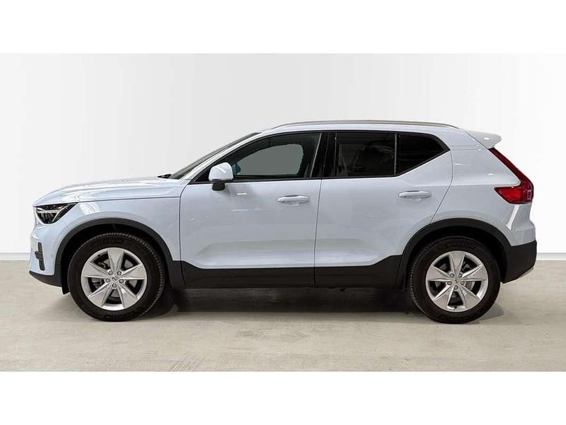 Usado Volvo XC40 Core 129 CV (94 kW) 2025 Azul SUV